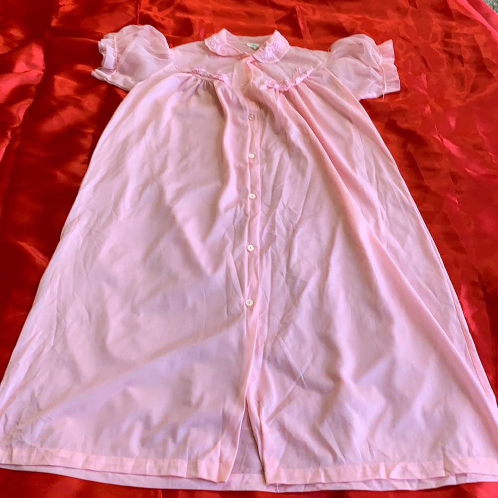 🎀Vintage Pink button gown🎀